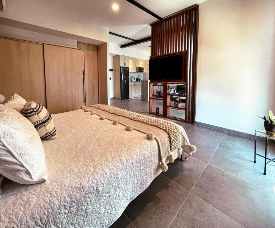 The Playa Vibe Chic Loft at Torre 48 - 5