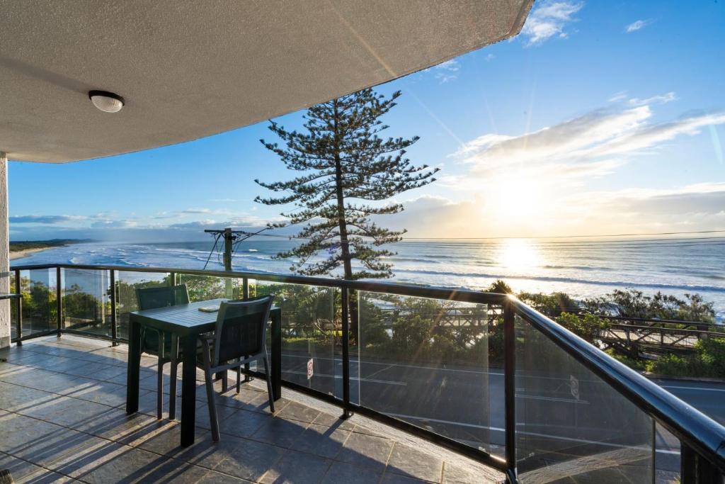 Unit 5 Phoenix, Coolum Beach