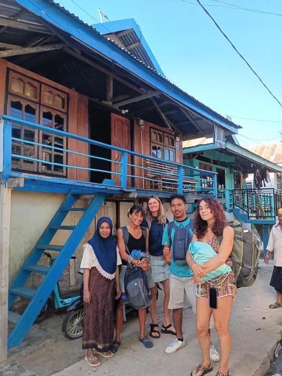 Bajo Komodo Homestay, hotel in Komodo