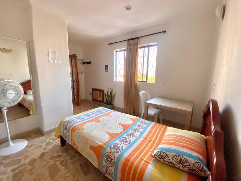 Spacious private Room & bathrom near bay - 3