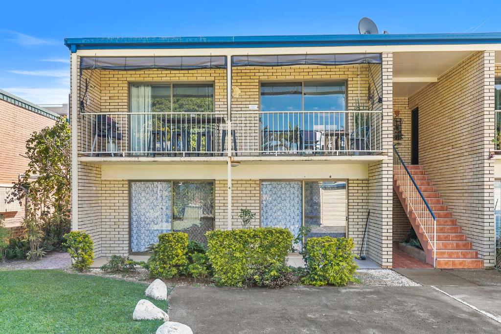 Strawberry Fields, Bongaree