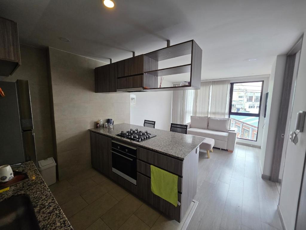 Apto central con garaje - 1