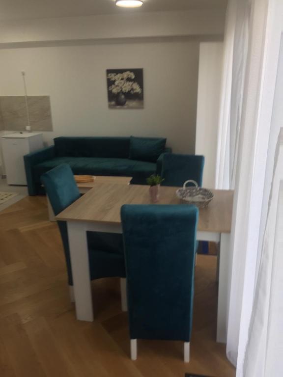 DZL - Apartman Nikol - 2