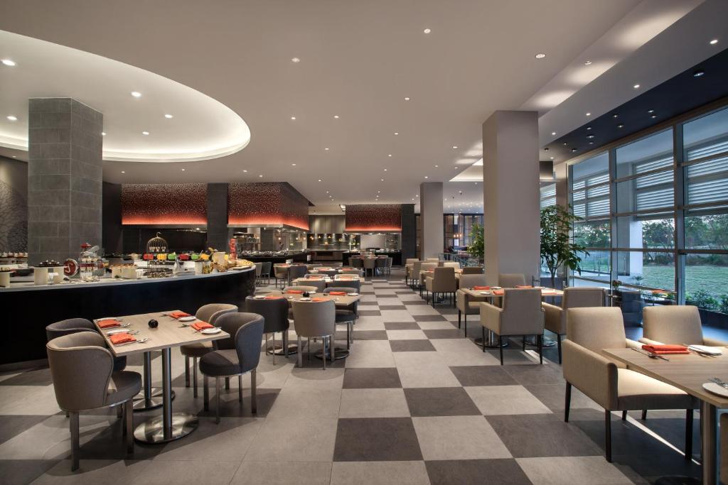 1. 풀만 미리 워터..