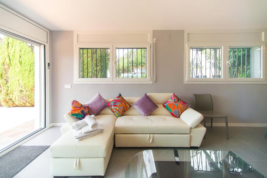 WELCS APARTAMENTO 282 EMP en villa con piscina compartida - 5