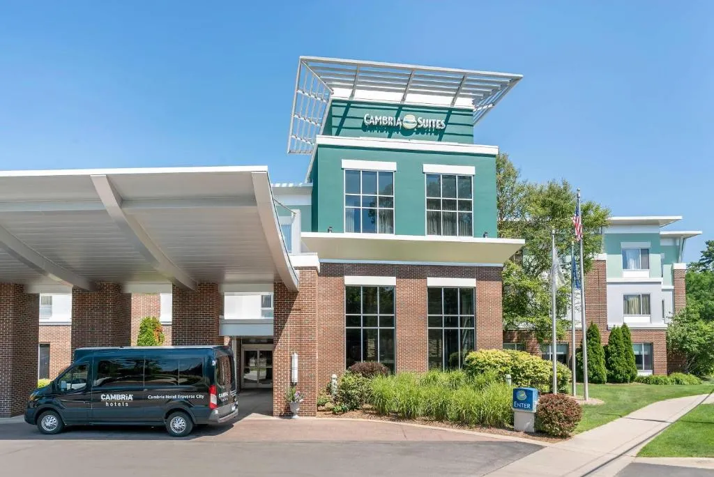 Cambria Hotel Traverse City, hotel in Traverse City