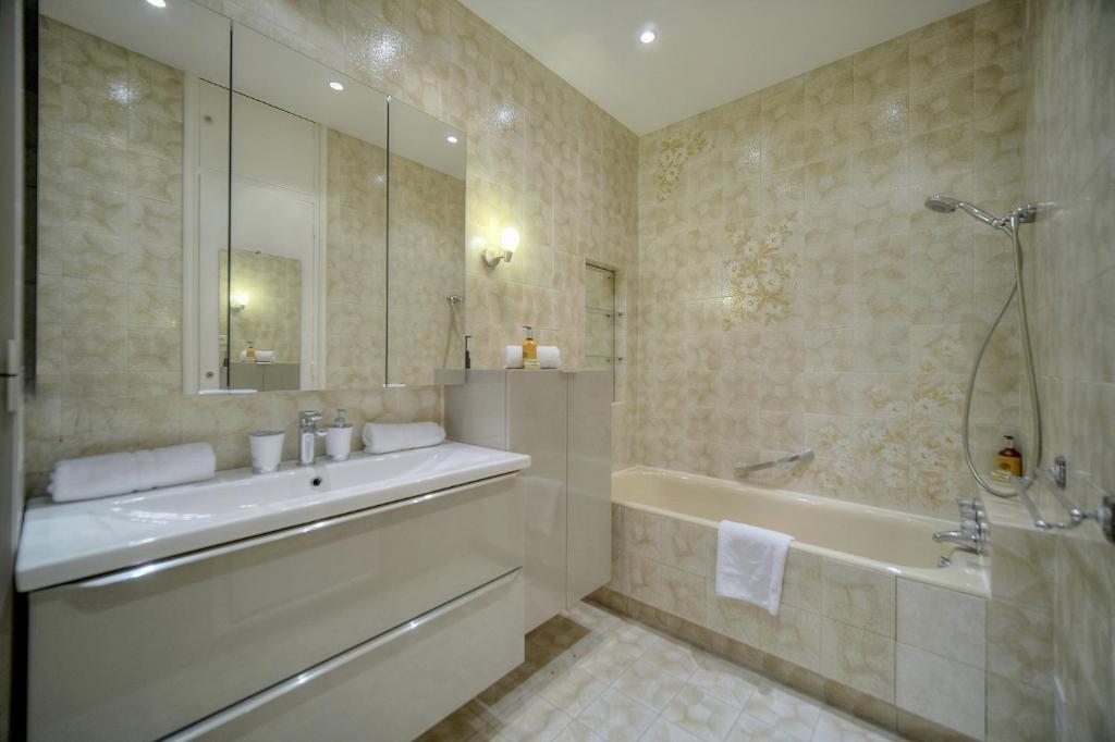 Upstays Sea View Terrace 53m2 Apartment - 4