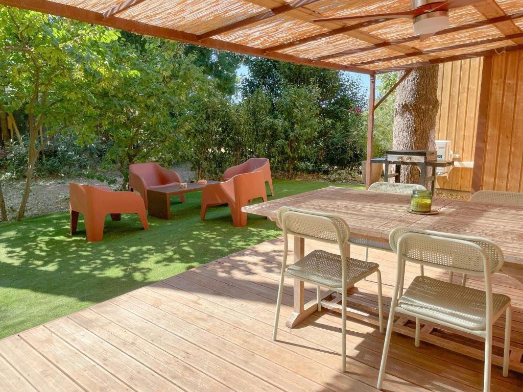 Renovated Cabin Near Argens River - 1