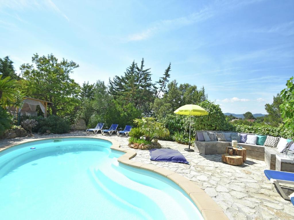 Villa in Fréjus with Pool near Beach - 2
