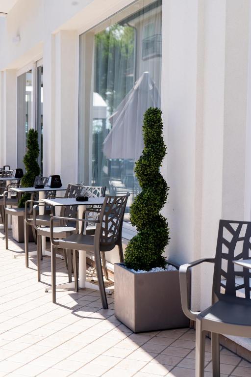 Hotel Laura - 5