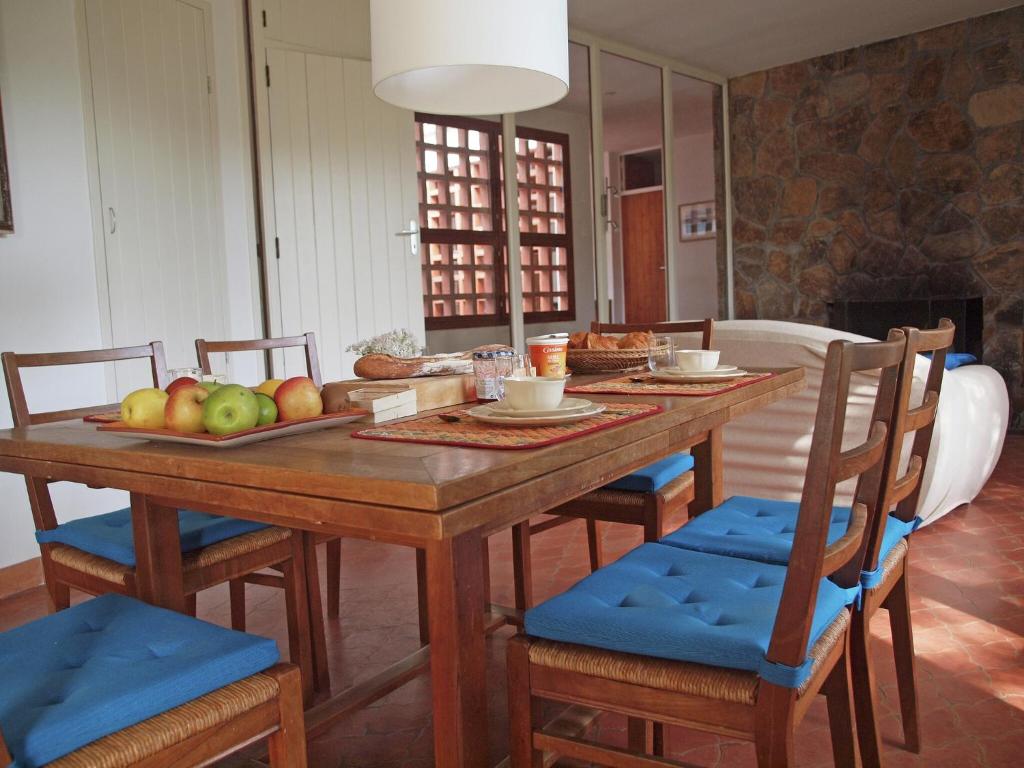 Villa in Cavalaire-sur-Mer near the Sea - 4