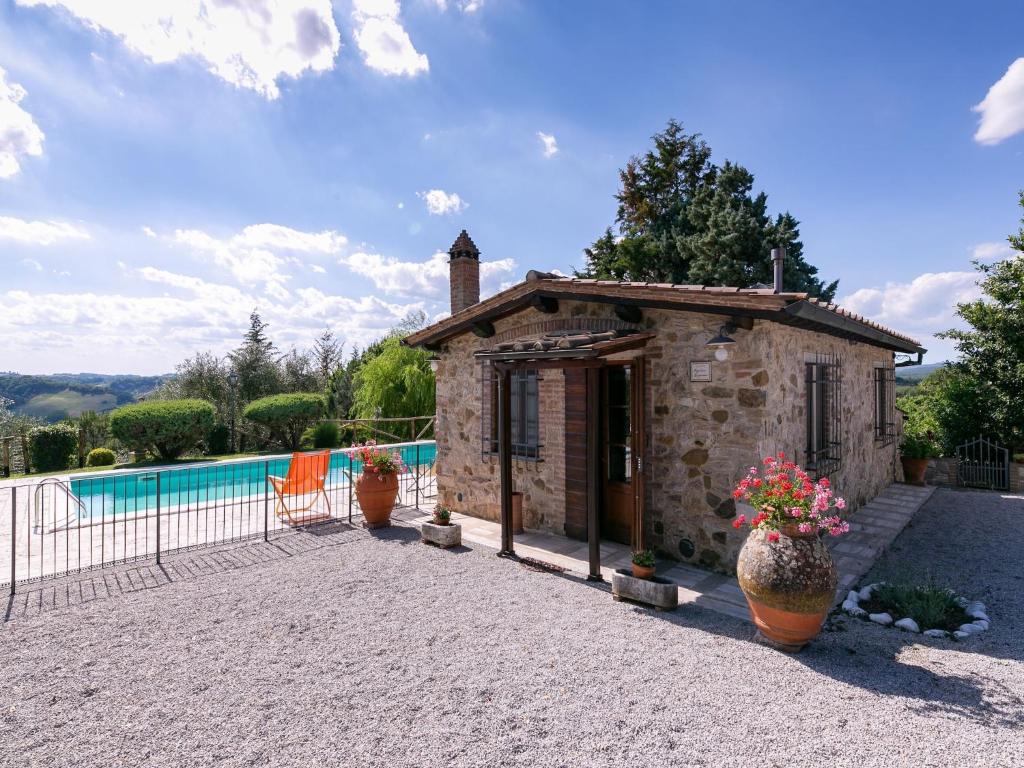 Charming Retreat in Armaiolo, Rapolano Terme