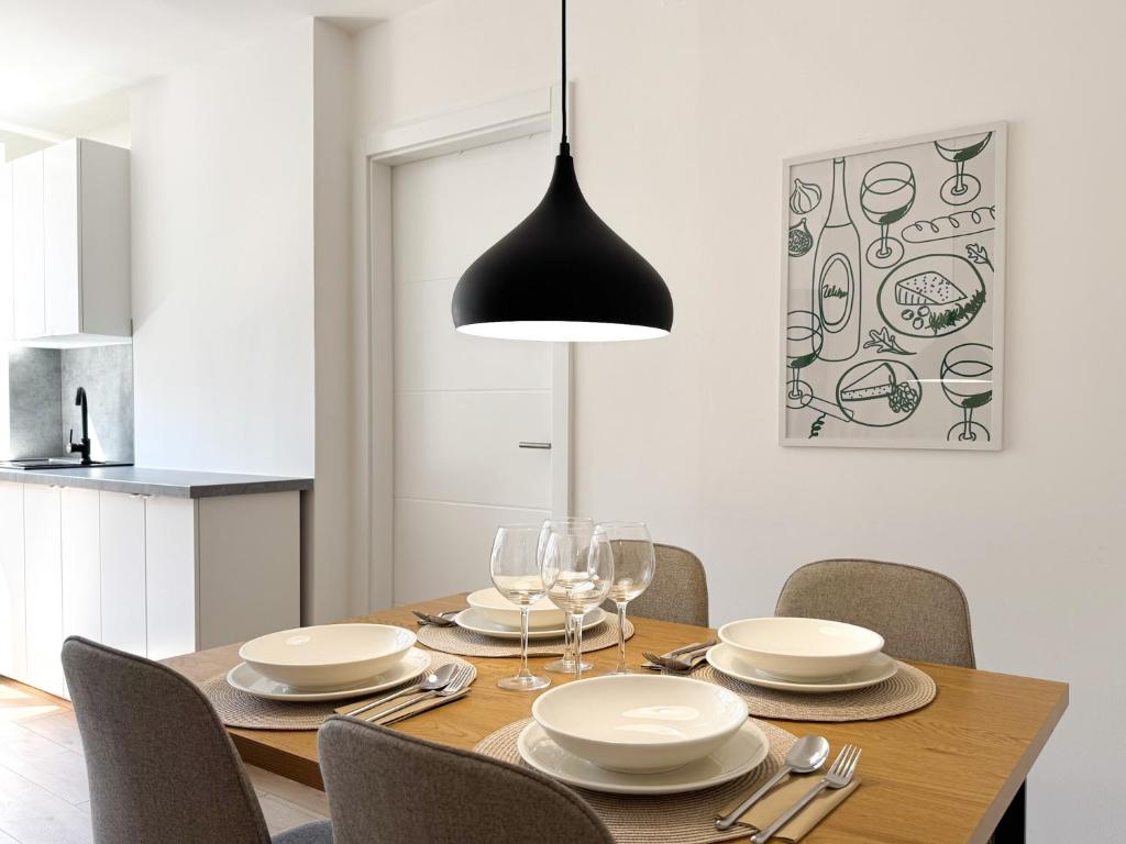 Bright modern apartment, 100m from Sarajevo City Hall & Old Town - 5