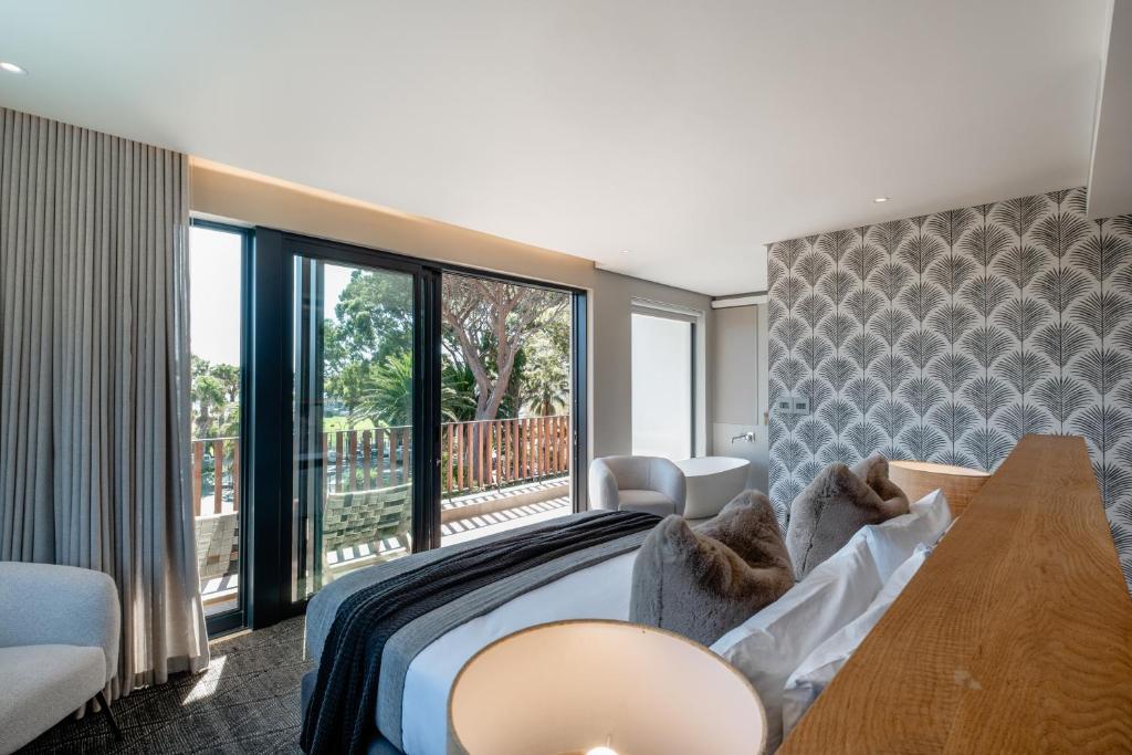 Vive Two by Bliss Collection, Kapské Město