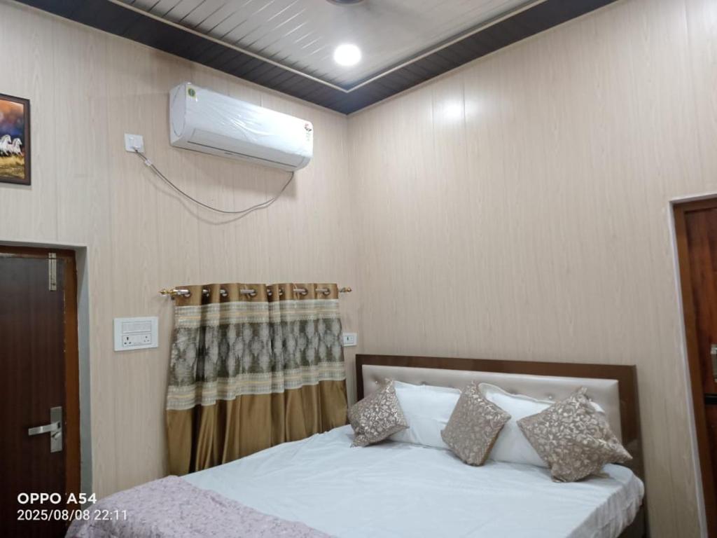 Amrit Niwas, Ayodhya