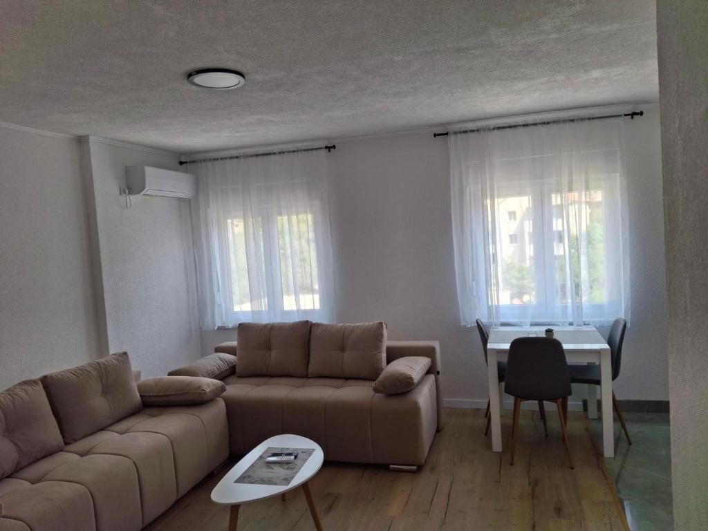 Apartman Djole 1 - 5