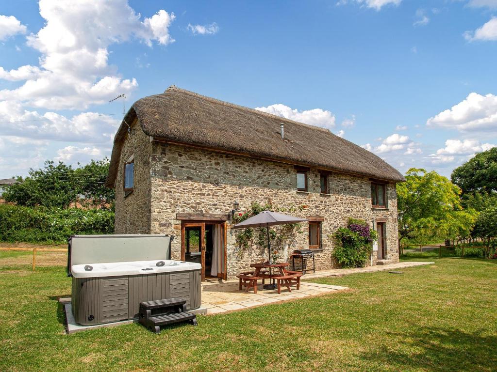 Pondmead, Monk Okehampton