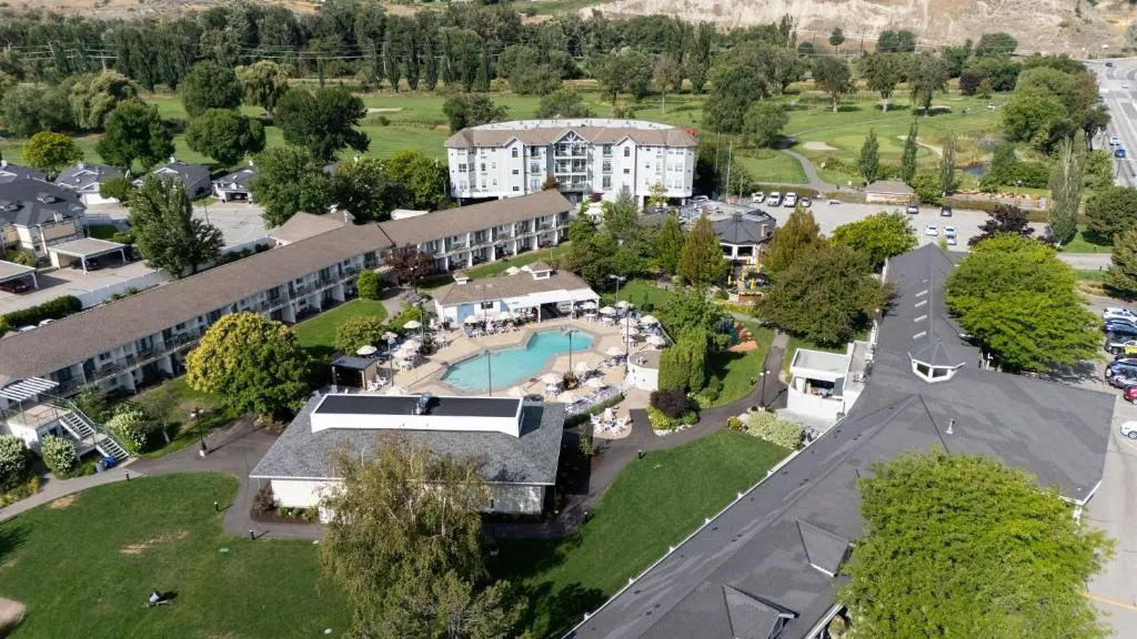 Balcomo, a Ramada by Wyndham, hotel in Penticton