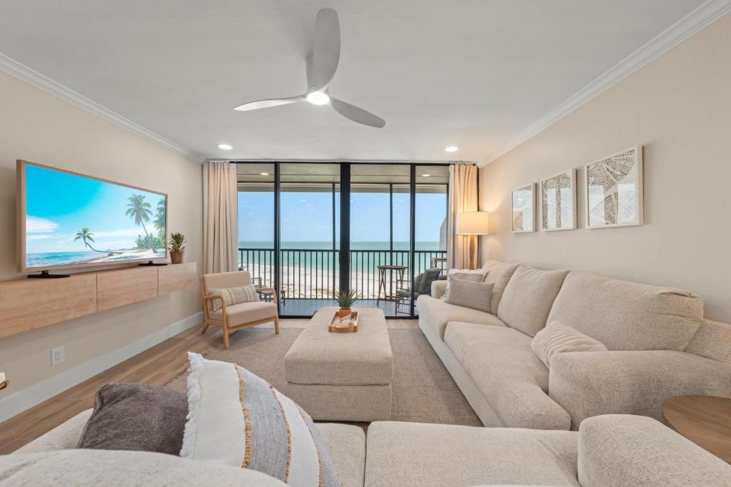 Sundial A408, Sanibel