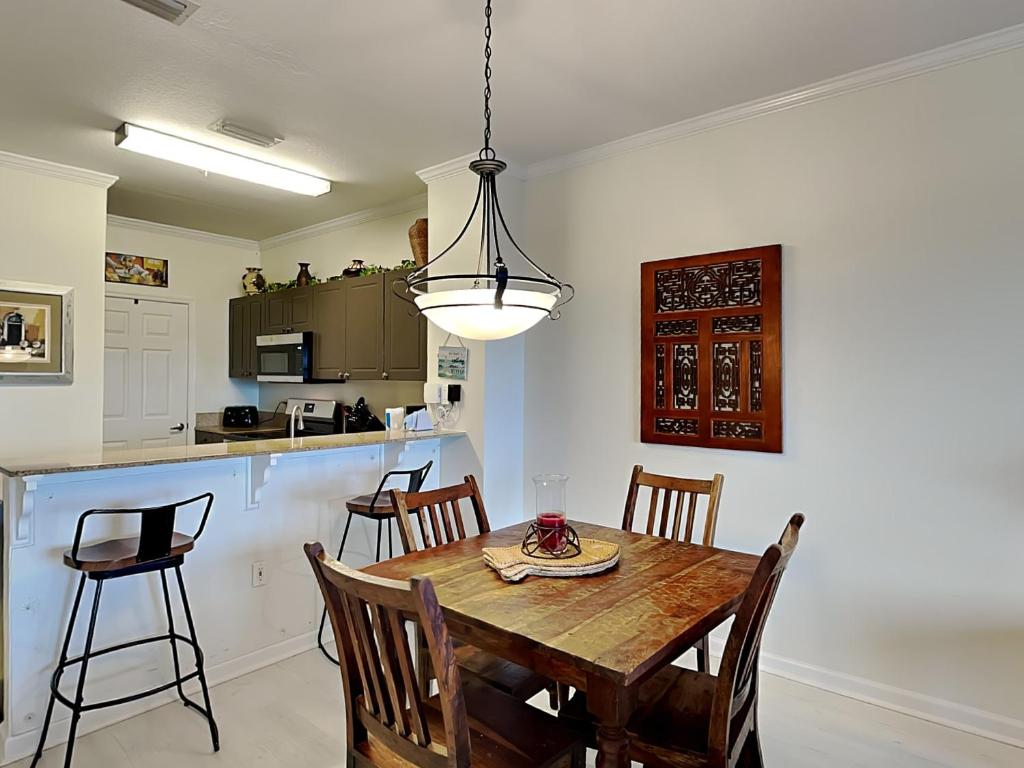 Emerald Waters #307, Destin