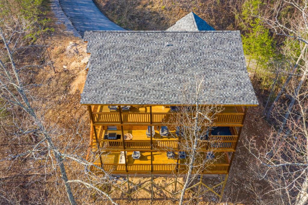 Everlys Splash by American Patriot Getaways, Pigeon Forge