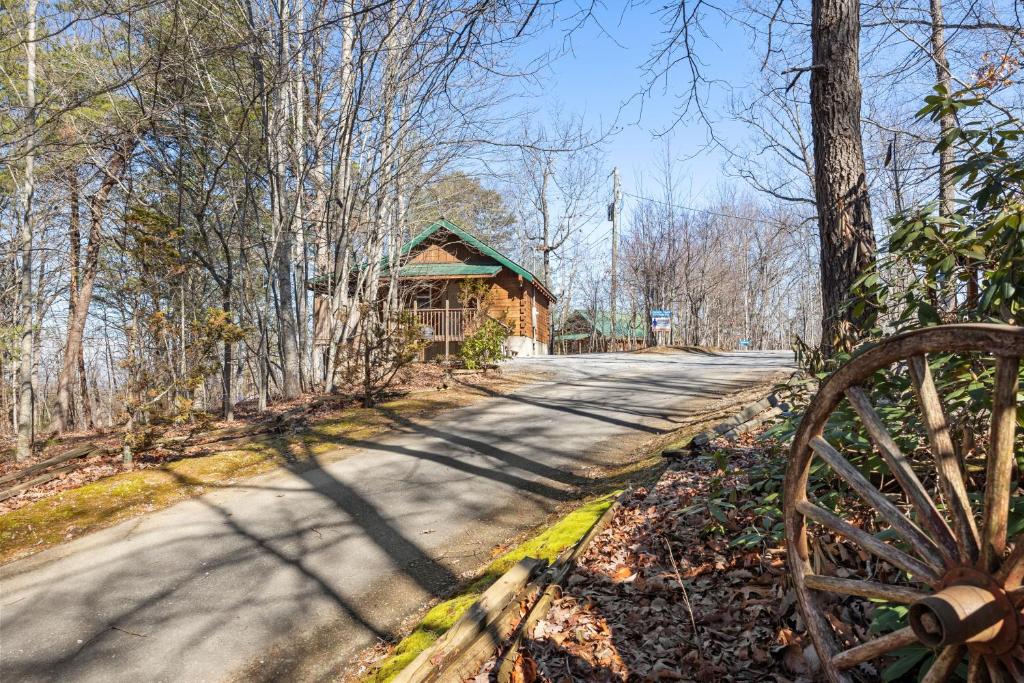 Forever Yours by American Patriot Getaways, Cove Creek Cascades