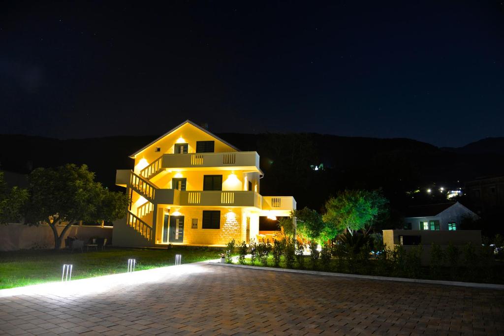 Villa Jovanovic - 3
