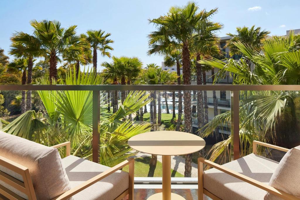 Swimming pool, Marriott Residences Salgados Resort, Algarve in Albufeira