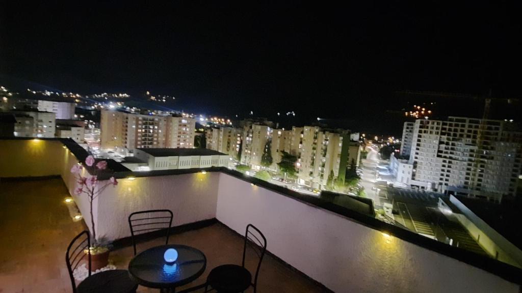 Apartment Eleven, Mostar
