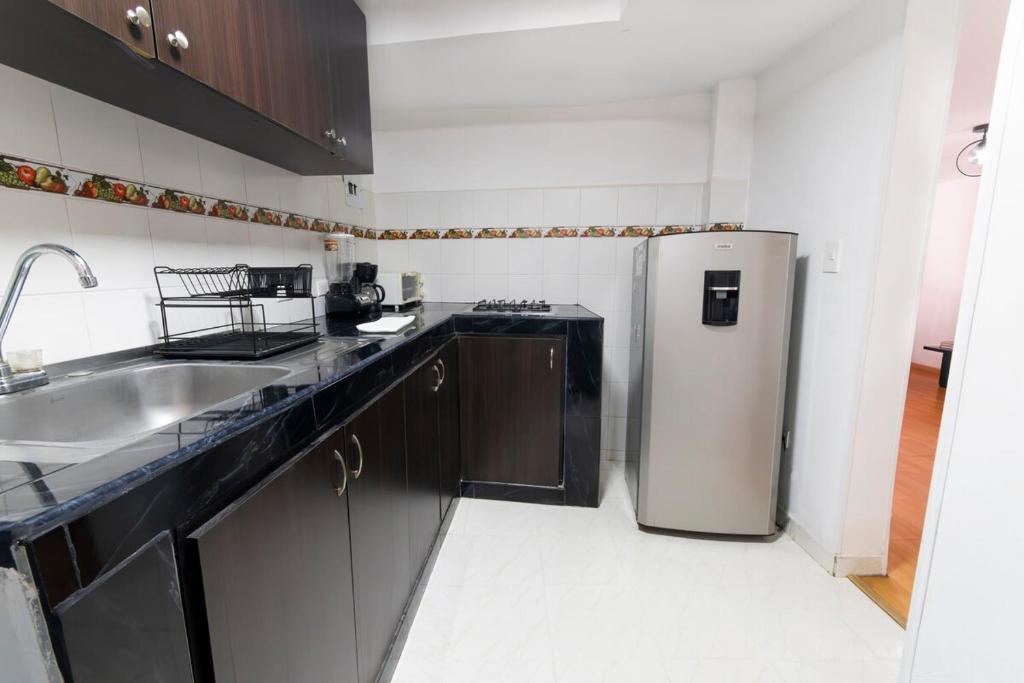 Apartment I Balcony and Comfort l Top Cali Area - 2