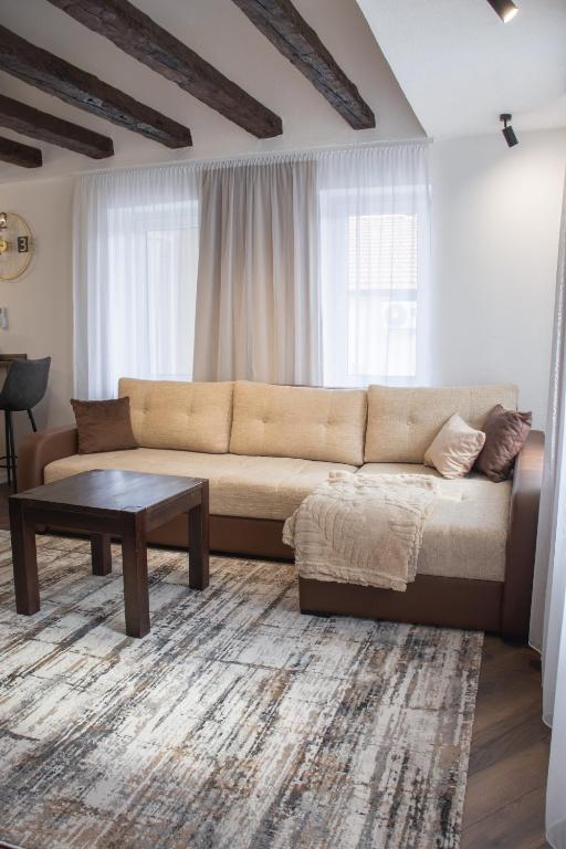 The Sarajevo Quarter - Peaceful Garden Stay in the Old City - 4