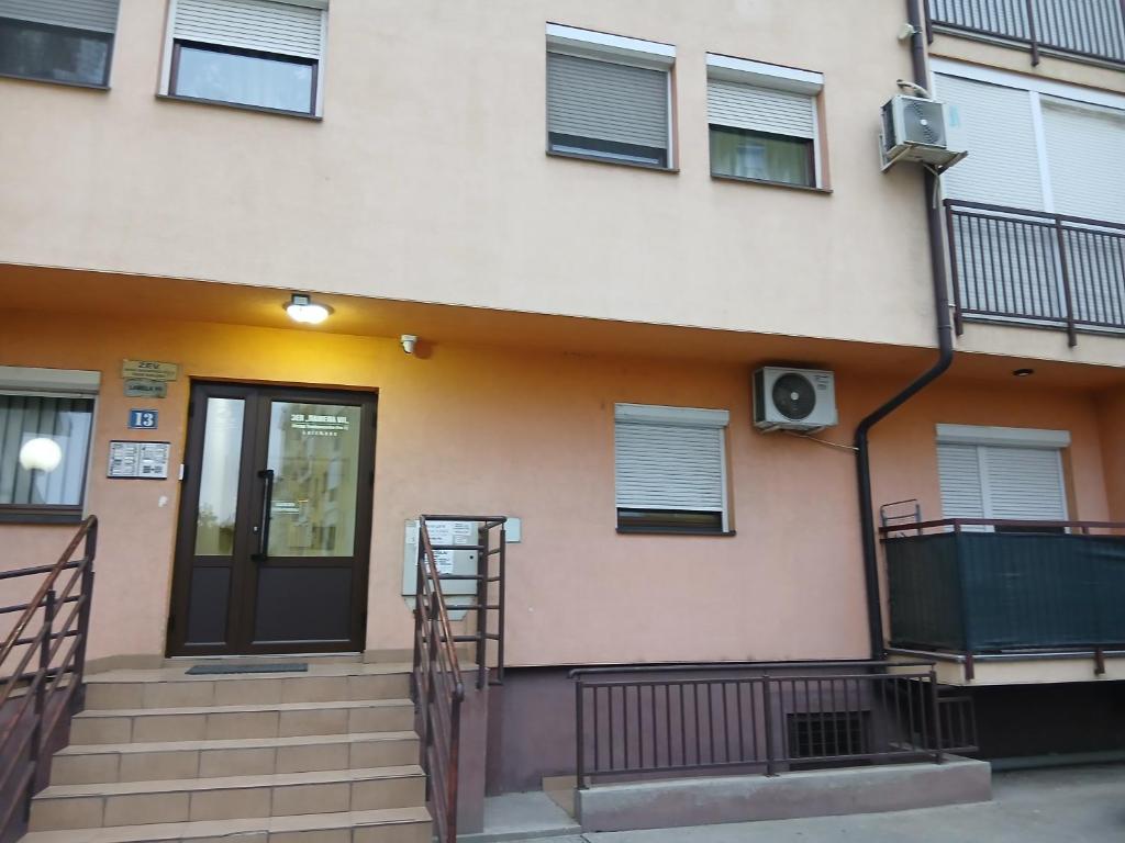 Apartman Lada, Bijeljina