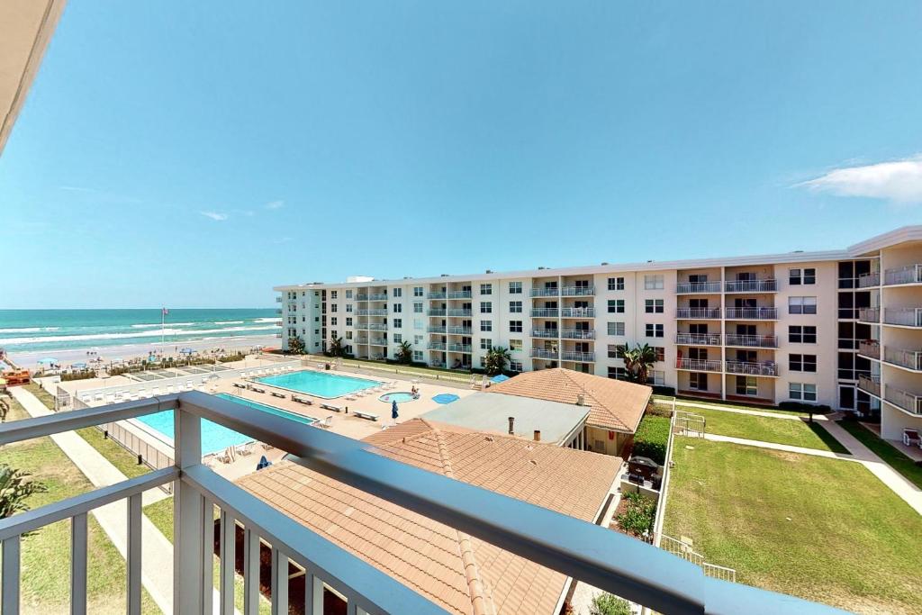 Wait n' Sea, New Smyrna Beach