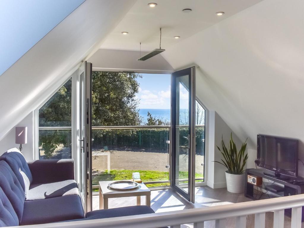 Sunny South Lodge, Sandown