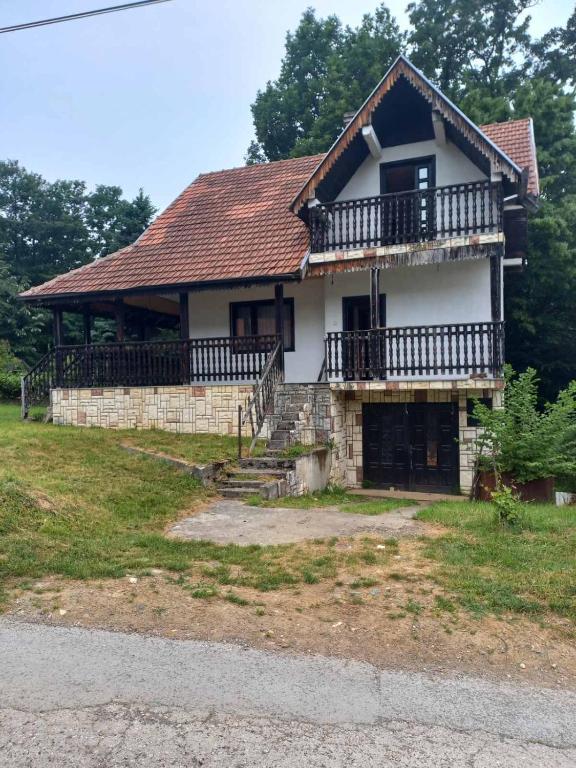 Paradise in Lipova, Vrnjačka Banja