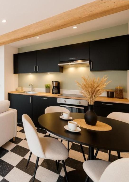 Luxe et charme authentique 4 couchages élégant au coeur du vieux Nice - 3