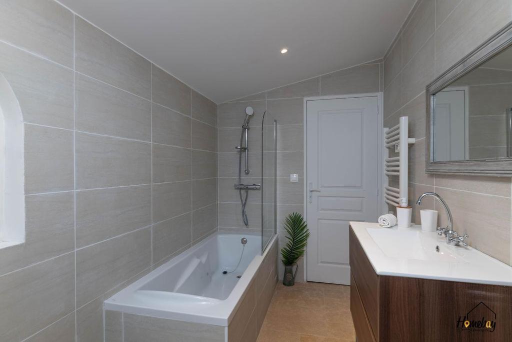 Eden Housse Villa, pool, 2 min to beaches - 3