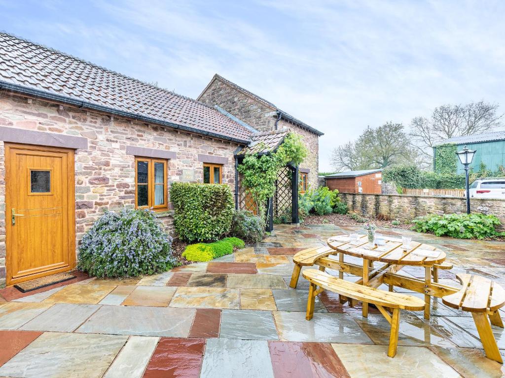 The Lodge, Lydney photo 5