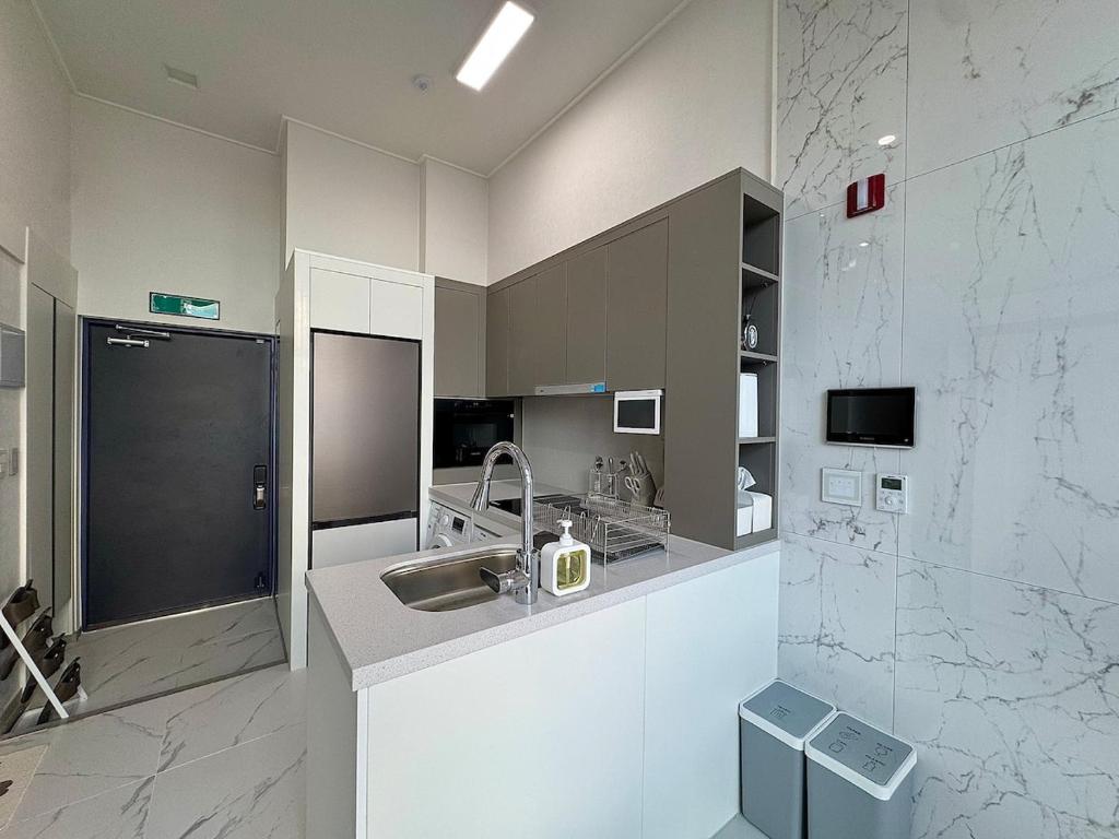 서울 숙소 비교 이미지