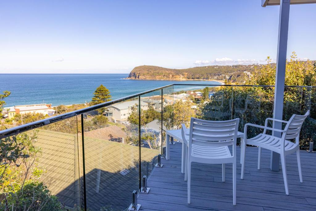 Copa TreeTops - Romance Elevated Escape to the Treetops Above Copacabana Beach, Copacabana