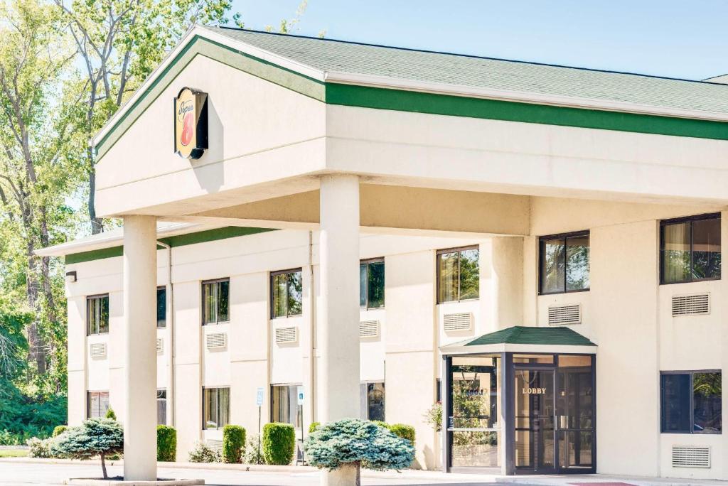 Super 8 by Wyndham Port Clinton, Port Clinton