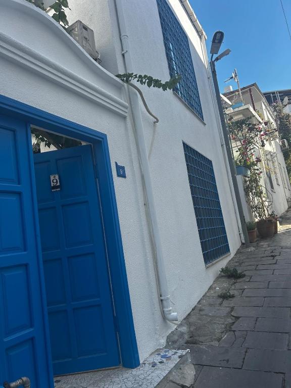 Detached house with courtyard, 50 m to the beach, Bodrum