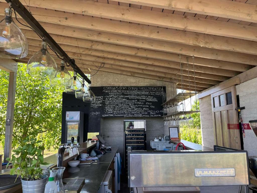 Bar/lounge