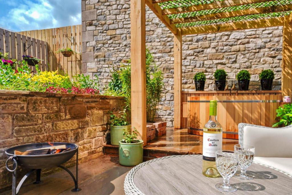 Finest Retreats - Westhills Loft, Winster