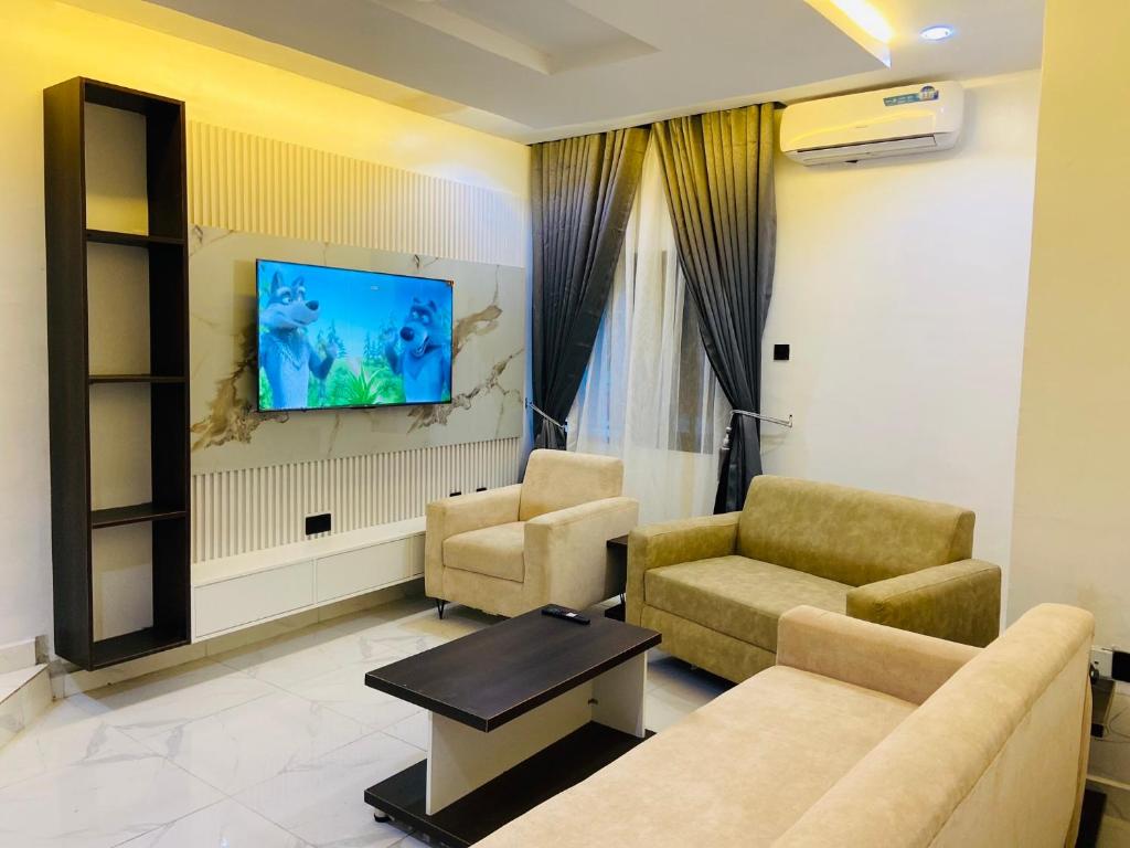 GrandServe Luxury, Abuja