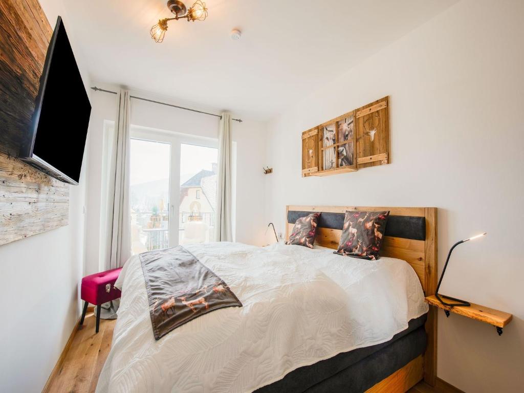 Ski-In Area Apartment with Ski Bus - 4