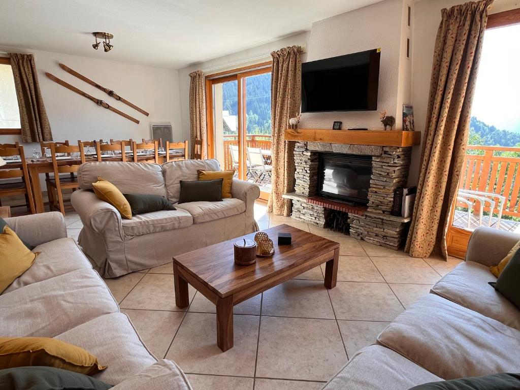 Chalet Le Sabot by OzAlpes - Sauna - 90m télécabine - parking privé - 2