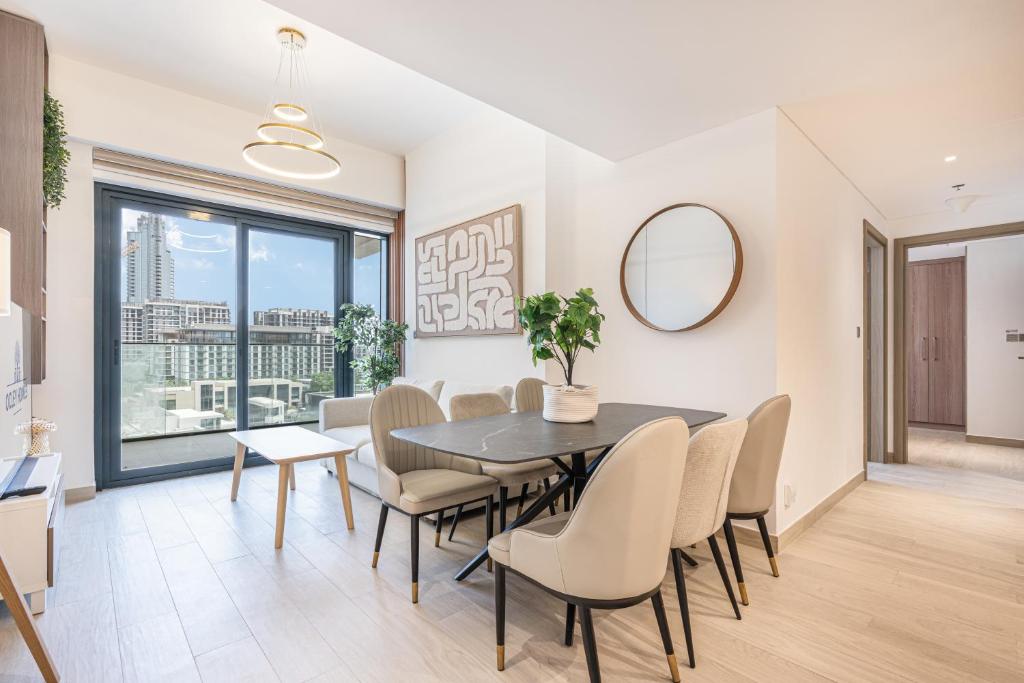Urban Family Home minutes from Downtown, Dubaj