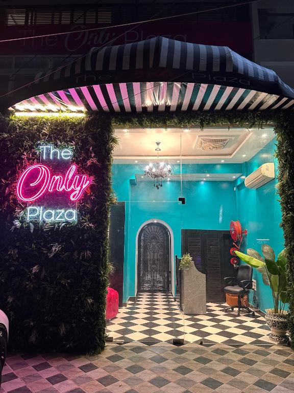 The Only Plaza, Prayagraj
