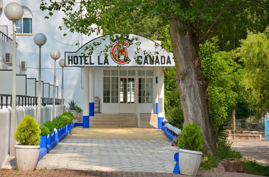 HOSTAL LA CAÑADA RUIDERA, hotel in Ossa de Montiel